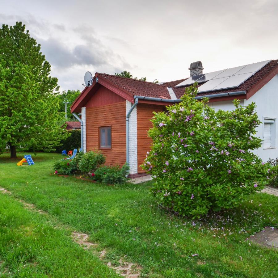 Cseresznyes Apartman Berekfürdő 외부 사진